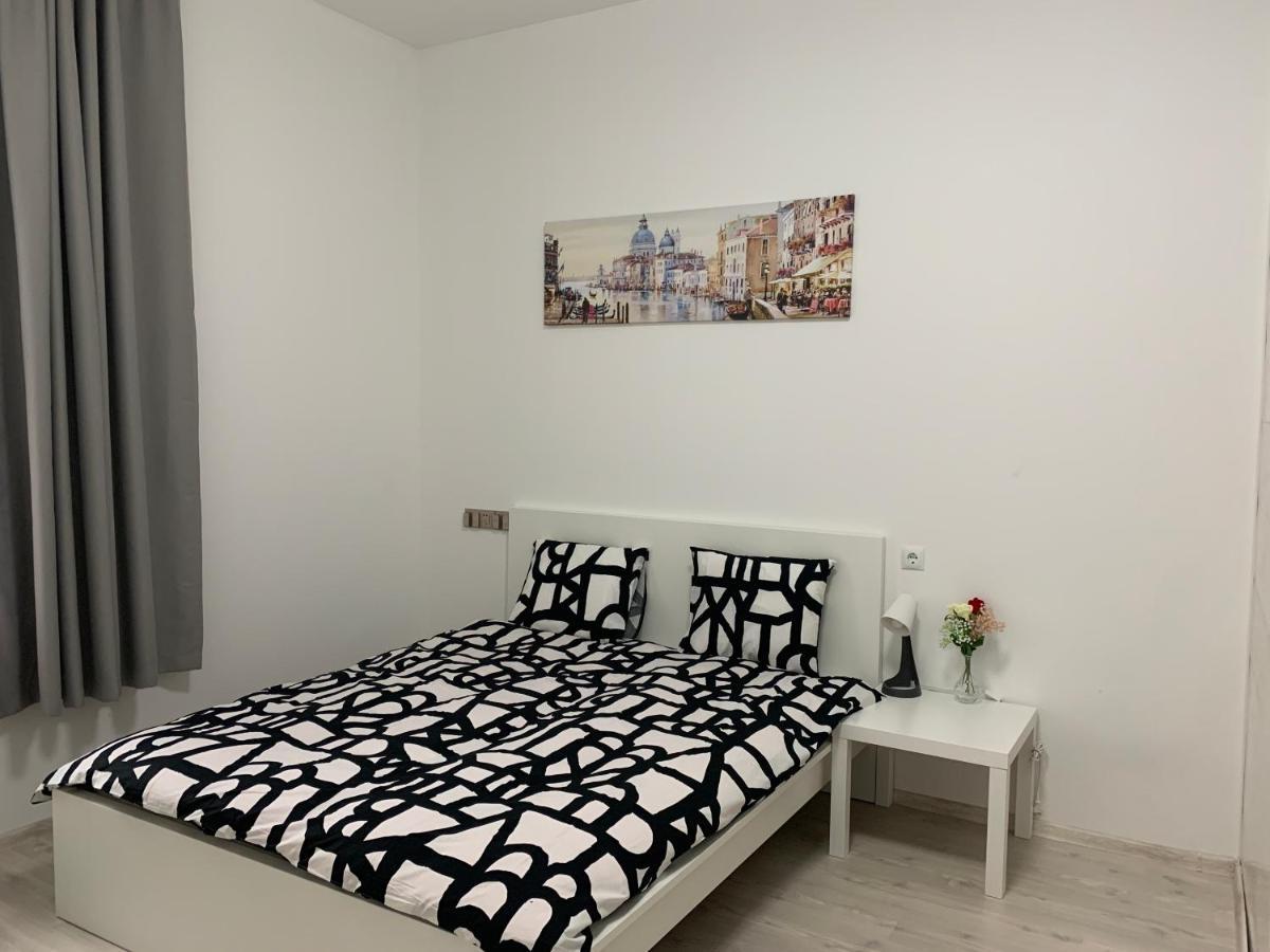 Smart Inn Riga Esterno foto