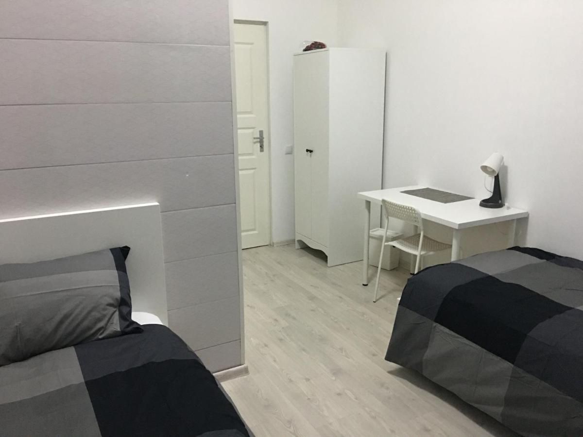 Smart Inn Riga Esterno foto